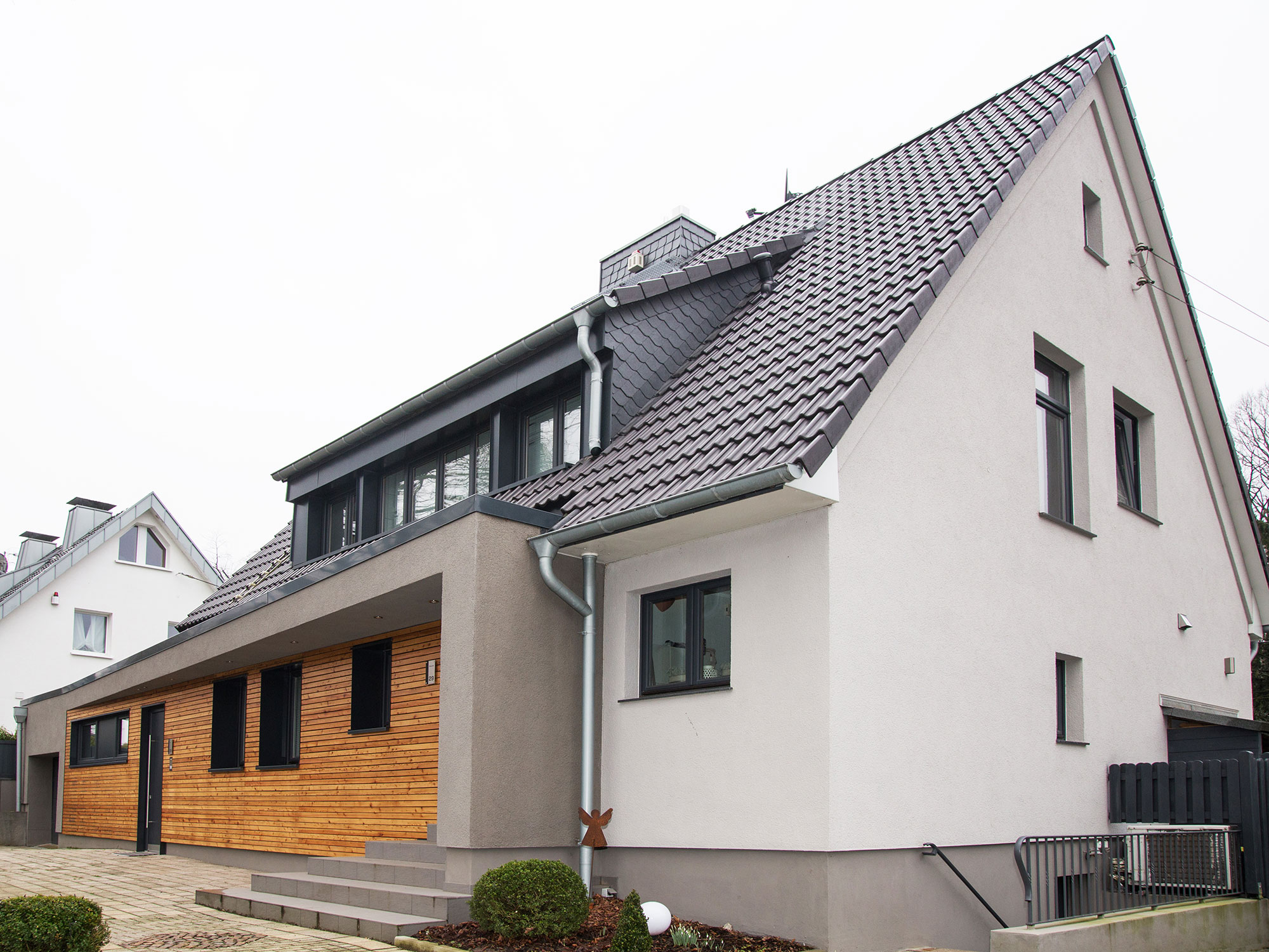 Anbau mit Lüftungsanlage - Wuppertal - ah-architektur.de | Alisic-Haverkamp – Wir verfolgen das Ziel, funktionelle, kostenbewusste und ambitioniert gestaltete Architektur zu schaffen, die einen ah-Effekt auslöst.