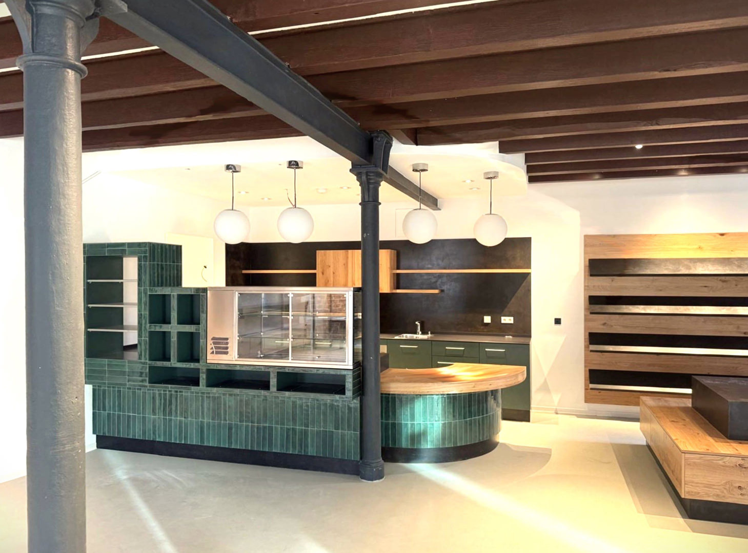 Entwurf und Ausführung des Cafe's für das Museum für Frühindustrialisierung am Engels-Haus , Wuppertal