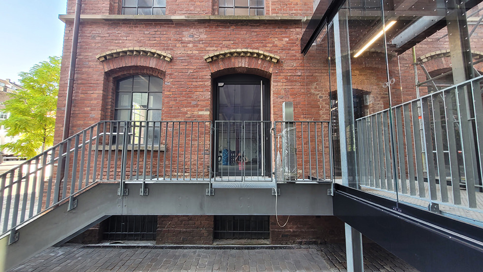 Entwurf und Ausführung des Cafe's für das Museum für Frühindustrialisierung am Engels-Haus , Wuppertal